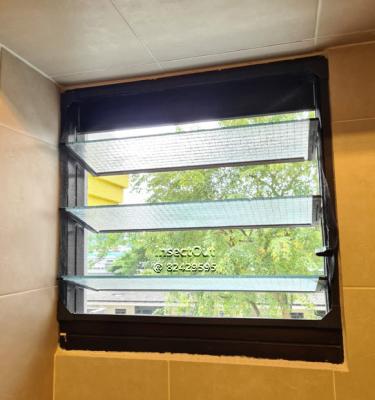 HDB bathroom louvre window in BLACK at Tampines